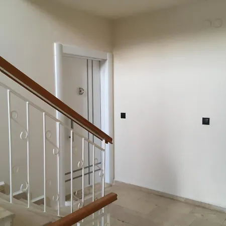 דירה Apartment *